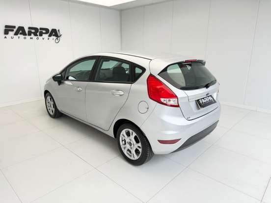 FORD-FIESTA-2013