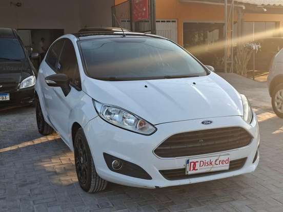 FORD-FIESTA-2014