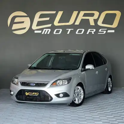 FORD-FOCUS-2011