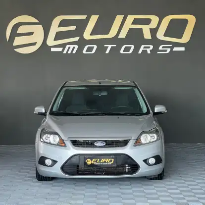 FORD-FOCUS-2011