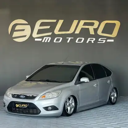 FORD-FOCUS-2011