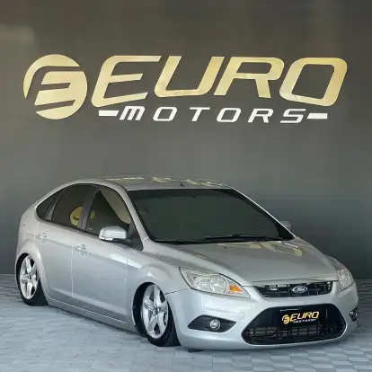 FORD-FOCUS-2011