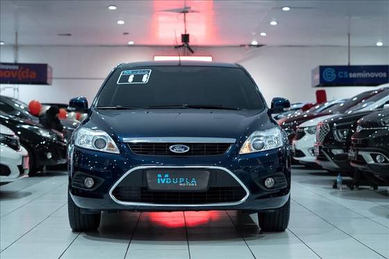 FORD FOCUS 1.6 8V GASOLINA 4P MANUAL