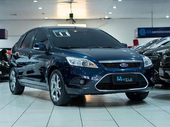 FORD-FOCUS-1.6 8V GASOLINA 4P MANUAL FORD-FOCUS-2010