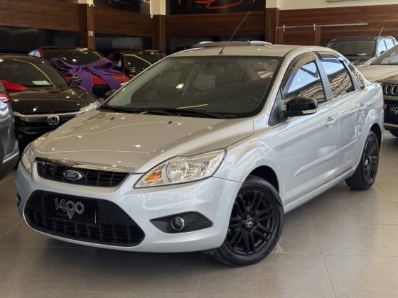 FORD FOCUS 1.6 GLX SEDAN 16V FLEX 4P MANUAL