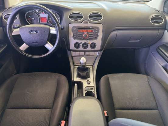 FORD-FOCUS-2013