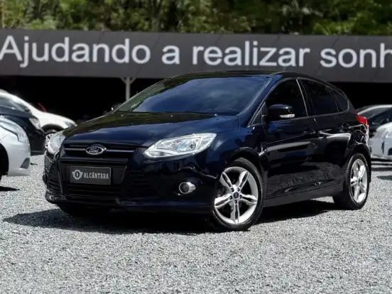 FORD-FOCUS-2.0 SE 16V FLEX 4P POWERSHIFT FORD-FOCUS-2013
