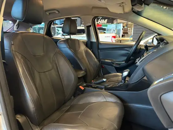 FORD-FOCUS-2.0 TITANIUM 16V FLEX 4P POWERSHIFT FORD-FOCUS-2016