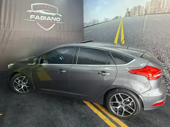 FORD-FOCUS-2018
