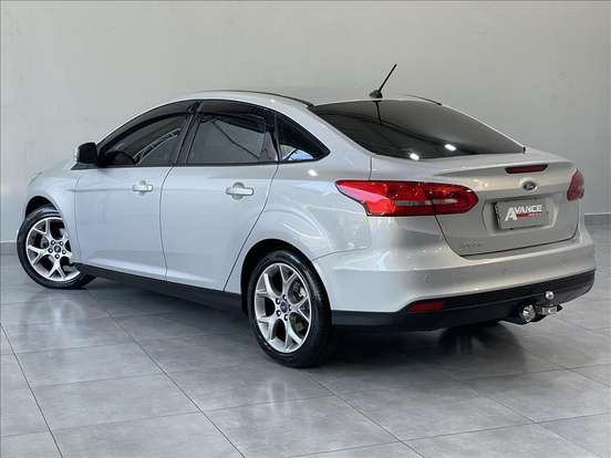 FORD-FOCUS-2018