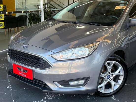 FORD-FOCUS-2018