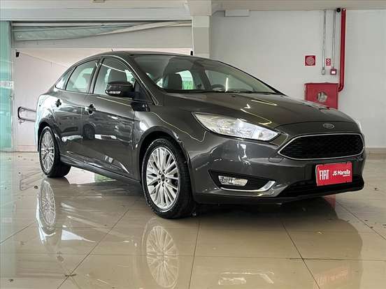 FORD-FOCUS-2017