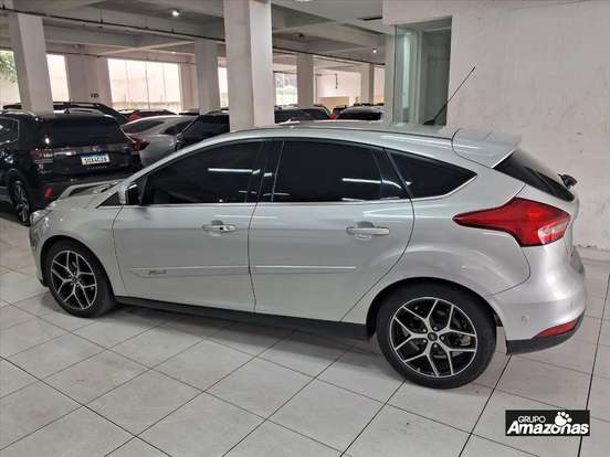 FORD-FOCUS-2.0 TITANIUM PLUS FASTBACK 16V FLEX 4P POWERSHIFT FORD-FOCUS-2016