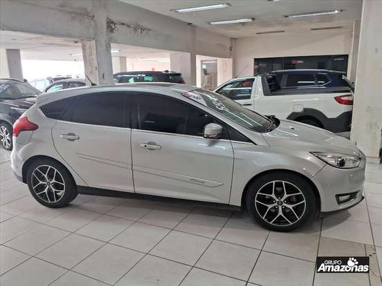 FORD-FOCUS-2.0 TITANIUM PLUS FASTBACK 16V FLEX 4P POWERSHIFT FORD-FOCUS-2016