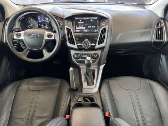 FORD-FOCUS-2.0 TITANIUM PLUS SEDAN 16V FLEX 4P POWERSHIFT FORD-FOCUS-2015