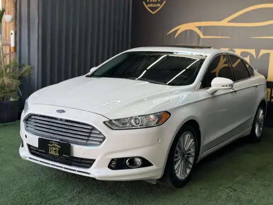 FORD-FUSION-2014