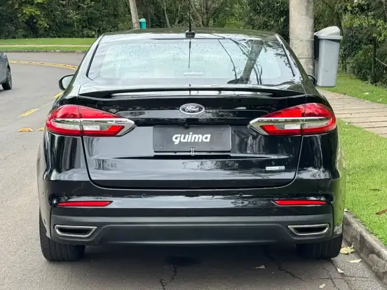 FORD-FUSION-2018