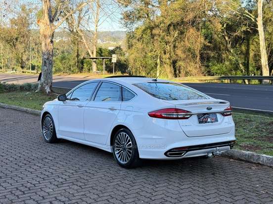 FORD-FUSION-2016