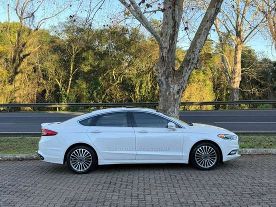 FORD-FUSION-2016