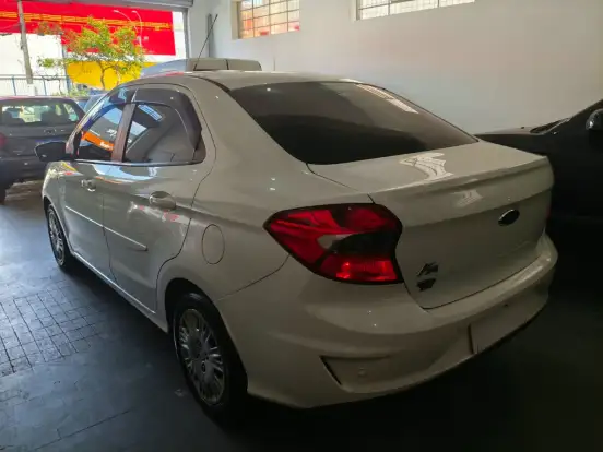 FORD-KA-1.5 TI-VCT FLEX SE SEDAN AUTOMÁTICO FORD-KA-2019