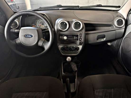 FORD-KA-2010