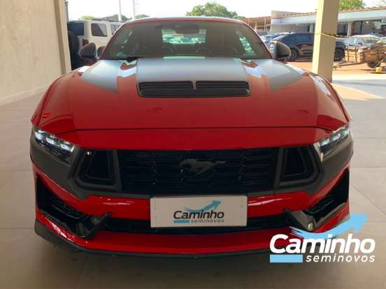 FORD-MUSTANG-2025