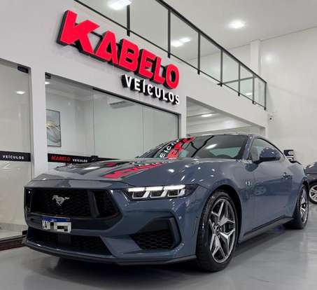 FORD-MUSTANG-2024