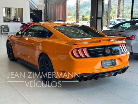FORD-MUSTANG-2018