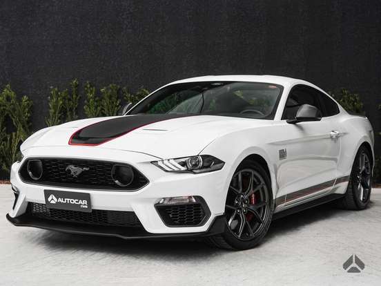 FORD-MUSTANG-2021
