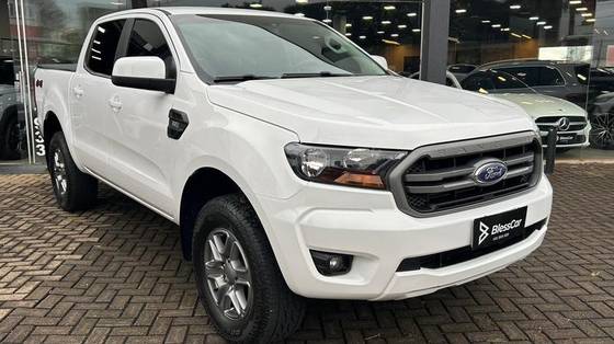 FORD RANGER 2.2 XLS 4X4 CD 16V DIESEL 4P AUTOMÁTICO