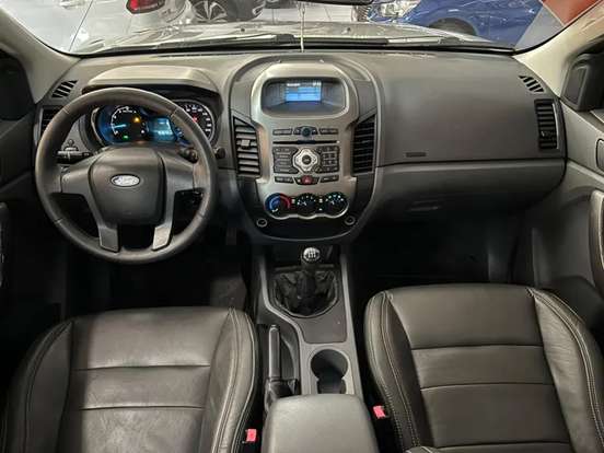 FORD-RANGER-2012