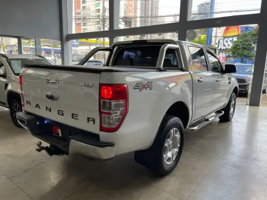 FORD-RANGER-3.2 XLT 4X4 CD 20V DIESEL 4P AUTOMÁTICO FORD-RANGER-2017