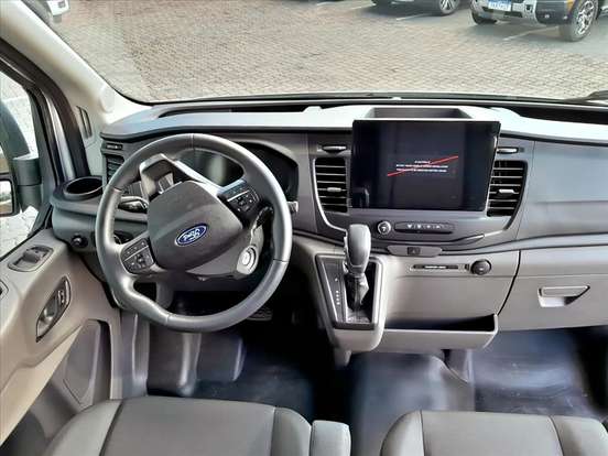 FORD-TRANSIT-2025