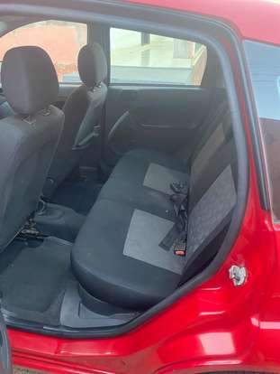 FORD-FIESTA-2012