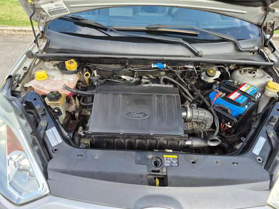 FORD-FIESTA-2012