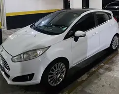 FORD FIESTA 1.6 TITANIUM HATCH 16V FLEX 4P POWERSHIFT FORD FIESTA 1.6 TITANIUM HATCH 16V FLEX 4P POWERSHIFT