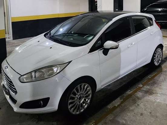 FORD-FIESTA-1.6 TITANIUM HATCH 16V FLEX 4P POWERSHIFT FORD-FIESTA-2015