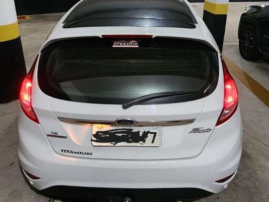 FORD-FIESTA-1.6 TITANIUM HATCH 16V FLEX 4P POWERSHIFT FORD-FIESTA-2015