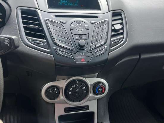FORD-FIESTA-1.6 TI-VCT FLEX SE MANUAL FORD-FIESTA-2018