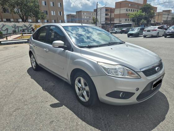 FORD FOCUS 1.6 GLX 16V FLEX 4P MANUAL
