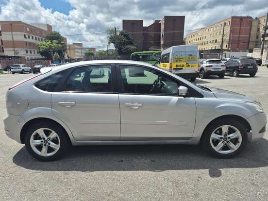 FORD-FOCUS-1.6 GLX 16V FLEX 4P MANUAL FORD-FOCUS-2011
