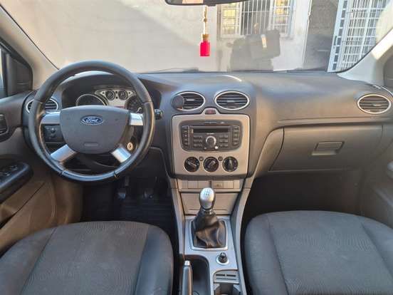 FORD-FOCUS-1.6 GLX 16V FLEX 4P MANUAL FORD-FOCUS-2011