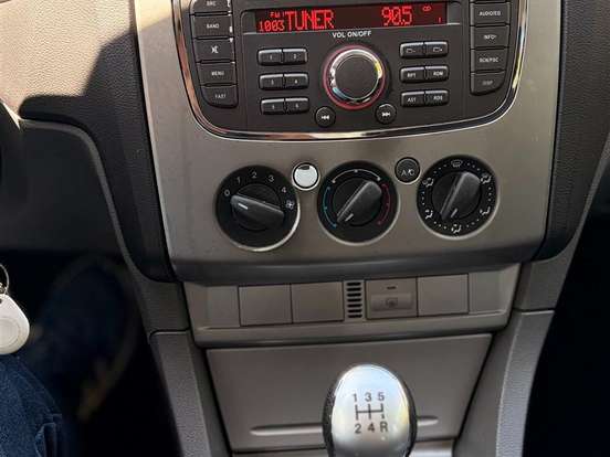 FORD-FOCUS-1.6 GLX SIGMA 16V FLEX 4P MANUAL FORD-FOCUS-2009