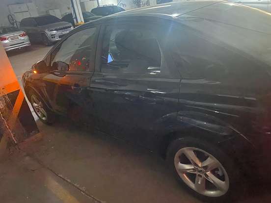 FORD-FOCUS-2.0 GLX 16V GASOLINA 4P AUTOMÁTICO FORD-FOCUS-2009