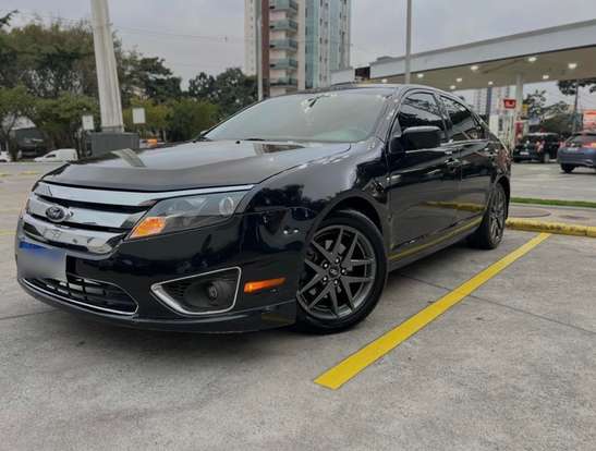 FORD-FUSION-2010