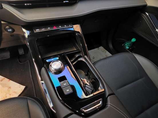GWM-HAVAL H6-1.5 PHEV34 AWD E-TRACTION GWM-HAVAL H6-2025