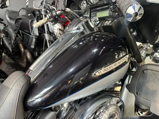 HARLEY-DAVIDSON-ELECTRA GLIDE ULTRA LIMITED HARLEY-DAVIDSON-ELECTRA GLIDE ULTRA LIMITED-2012