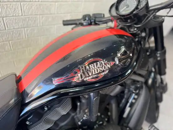 HARLEY-DAVIDSON-NIGHT ROD SPECIAL-2014