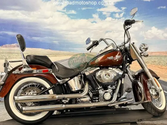 HARLEY-DAVIDSON SOFTAIL DELUXE 