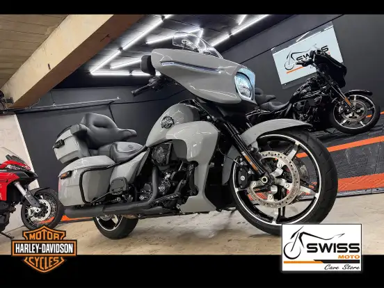 HARLEY-DAVIDSON-STREET GLIDE ULTRA-2025